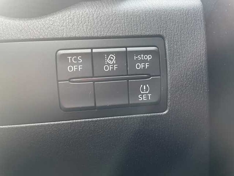 Mazda CX-3 Sport Allrad SHZ Temp LenkradHZG Navi Klimaautom ACC Notbremsass. Verkehrszeiche