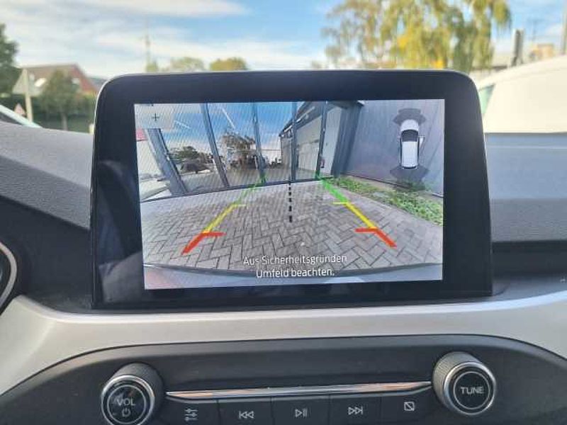 Ford Focus Cool & Connect Notbremsass. Temp PDCv+h Apple CarPlay Schaltwippen Kollisionswar